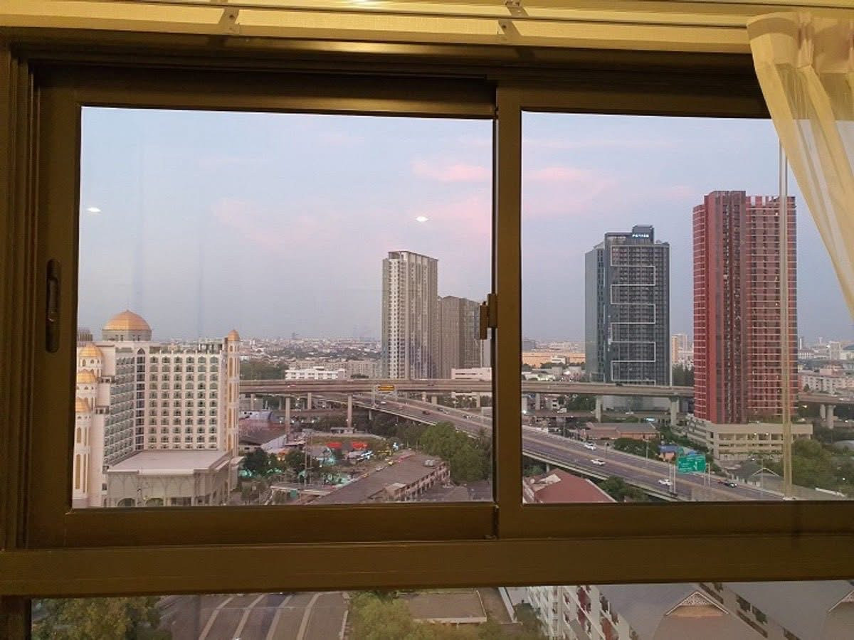 ให้เช่าคอนโดพระราม 9 เพชรบุรีตัดใหม่ RCA : ให้เช่า ✨ The Privacy Rama 9 ✨ ใกล้ airport link เฟอร์นิเจอร์ และ เครื่องใช้ไฟฟ้าครบ 