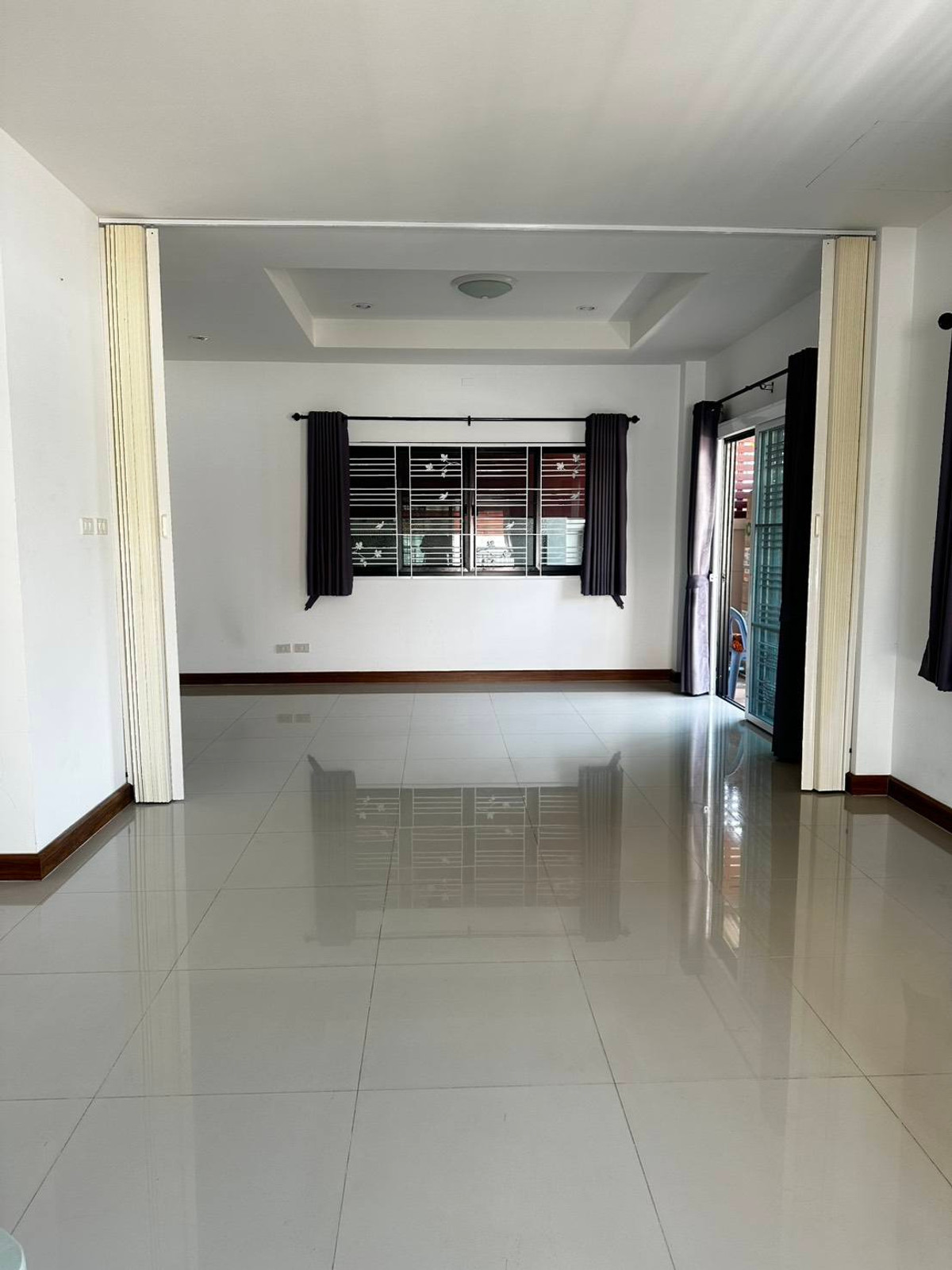 ขายบ้านพัทยา บางแสน ชลบุรี สัตหีบ : สงบแต่ไม่ไกลเมือง! ใกล้ถนนใหญ่ เดินทางไว 🌿 อนัญญา พรีเมี่ยม พลัส / 3 ห้องนอน (ขาย), Ananya Premium Plus / 3 Bedrooms (FOR SALE) BEWN062