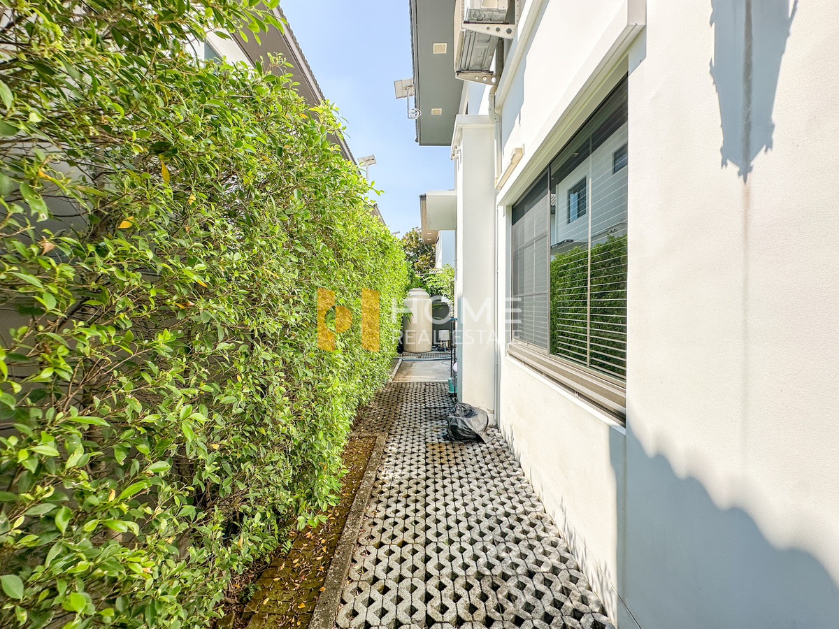 ขายบ้านบางนา แบริ่ง ลาซาล : บ้านสวนอังกฤษ ร่มรื่นตั้งแต่ก้าวแรก 🌿 มัณฑนา ศรีนครินทร์ - บางนา / 4 ห้องนอน (ขาย), Mantana Srinakarin - Bangna / 4 Bedrooms (FOR SALE) YOK058