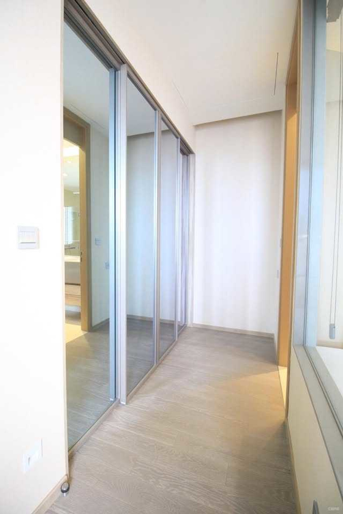 ให้เช่าคอนโดสุขุมวิท อโศก ทองหล่อ : 🏙️ GT16242 | The Esse Asoke เดินทางสะดวก ใกล้รถไฟฟ้า ห้องแต่งสวย พร้อมอยู่!