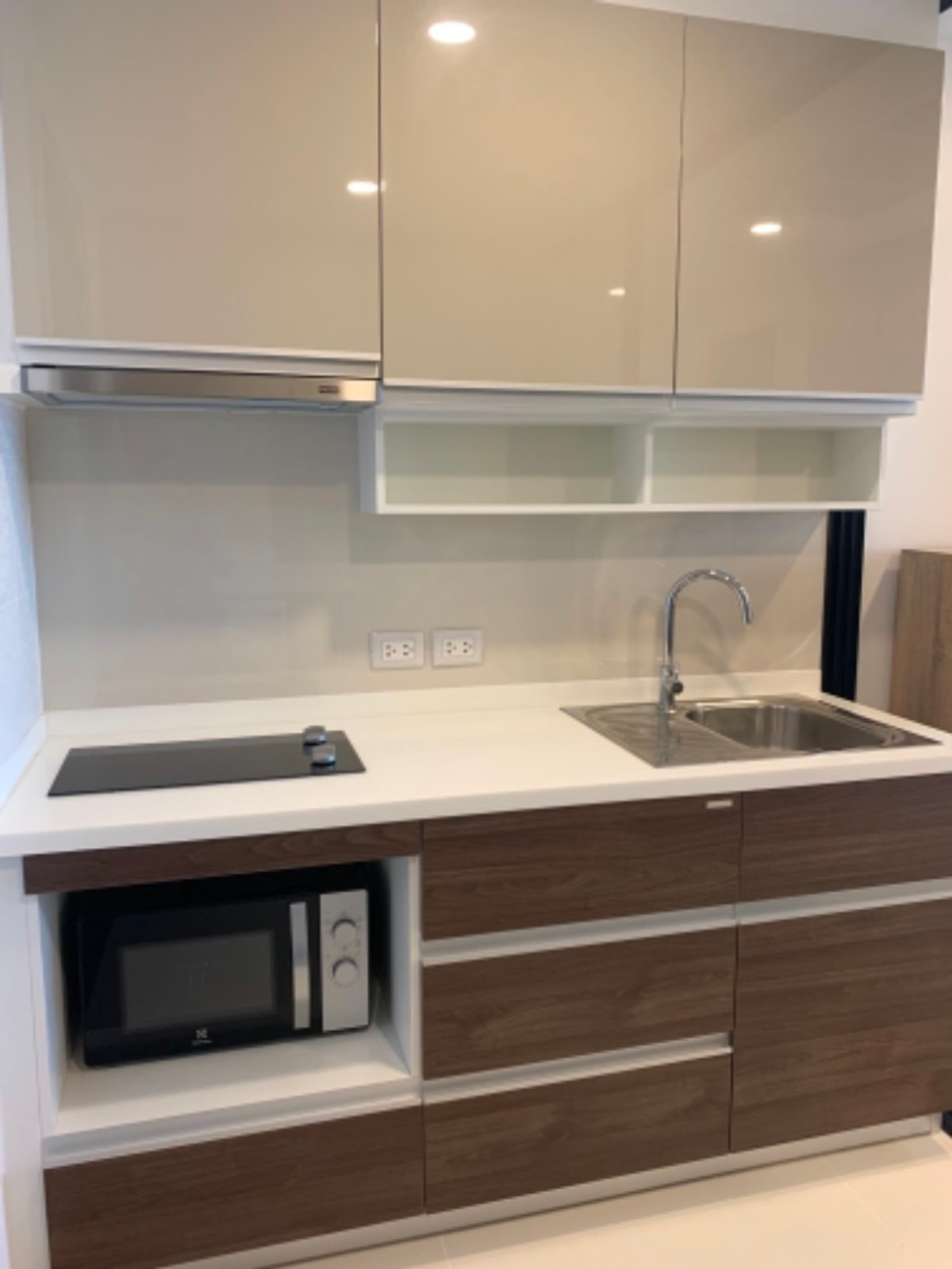 ให้เช่าคอนโดวงเวียนใหญ่ เจริญนคร : ให้เช่า ✨ Supalai Premier Charoen Nakhon ✨ ใกล้ BTS กรุงธนบุรี เฟอร์นิเจอร์ และ เครื่องใช้ไฟฟ้าครบ 