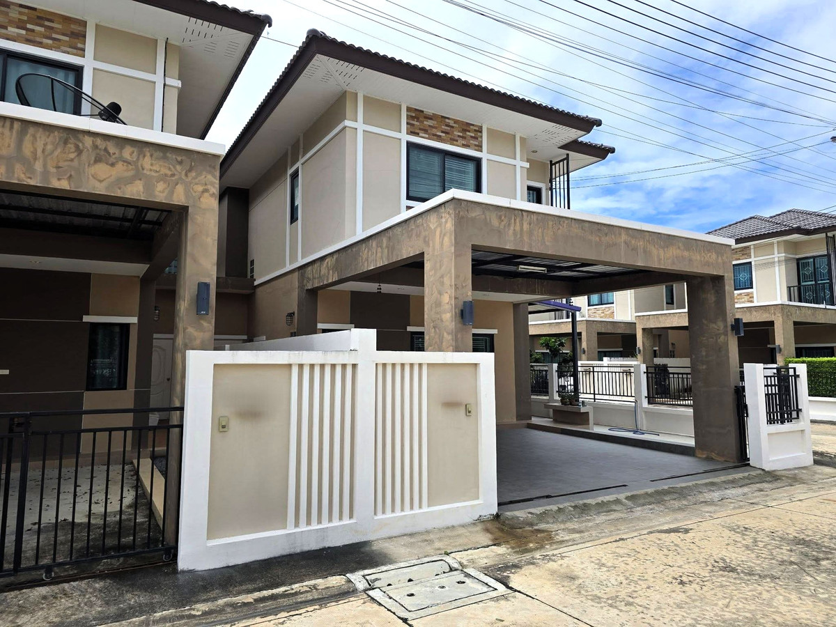 ขายบ้านพัทยา บางแสน ชลบุรี สัตหีบ : สงบแต่ไม่ไกลเมือง! ใกล้ถนนใหญ่ เดินทางไว 🌿 อนัญญา พรีเมี่ยม พลัส / 3 ห้องนอน (ขาย), Ananya Premium Plus / 3 Bedrooms (FOR SALE) BEWN062