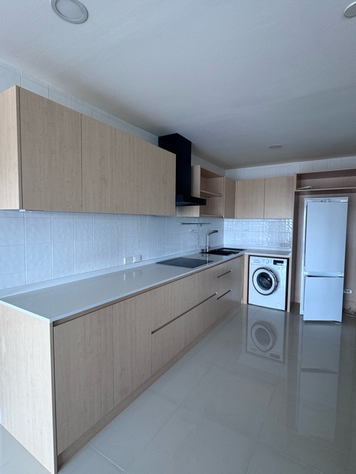 For RentCondoSathorn, Narathiwat : 🔥🚨Urgent! Sathorn gardens 2bed 2bath 94 Sq.m Only 40,000 per month