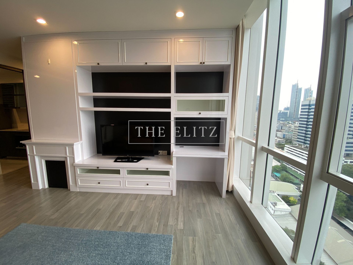 ให้เช่าคอนโดสาทร นราธิวาส : ✨ Steps away from Bangkok Christian College The Room Sathorn-TanonPun | Premium Facilities, Top Security, Prime Location 💕