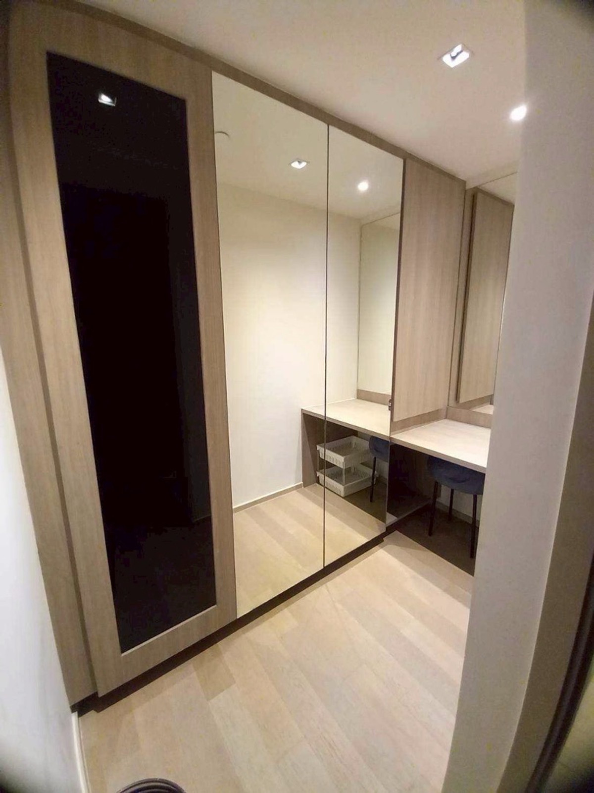 ให้เช่าคอนโดสีลม ศาลาแดง บางรัก : ให้เช่า Ashton Silom ☎️ 0912322009