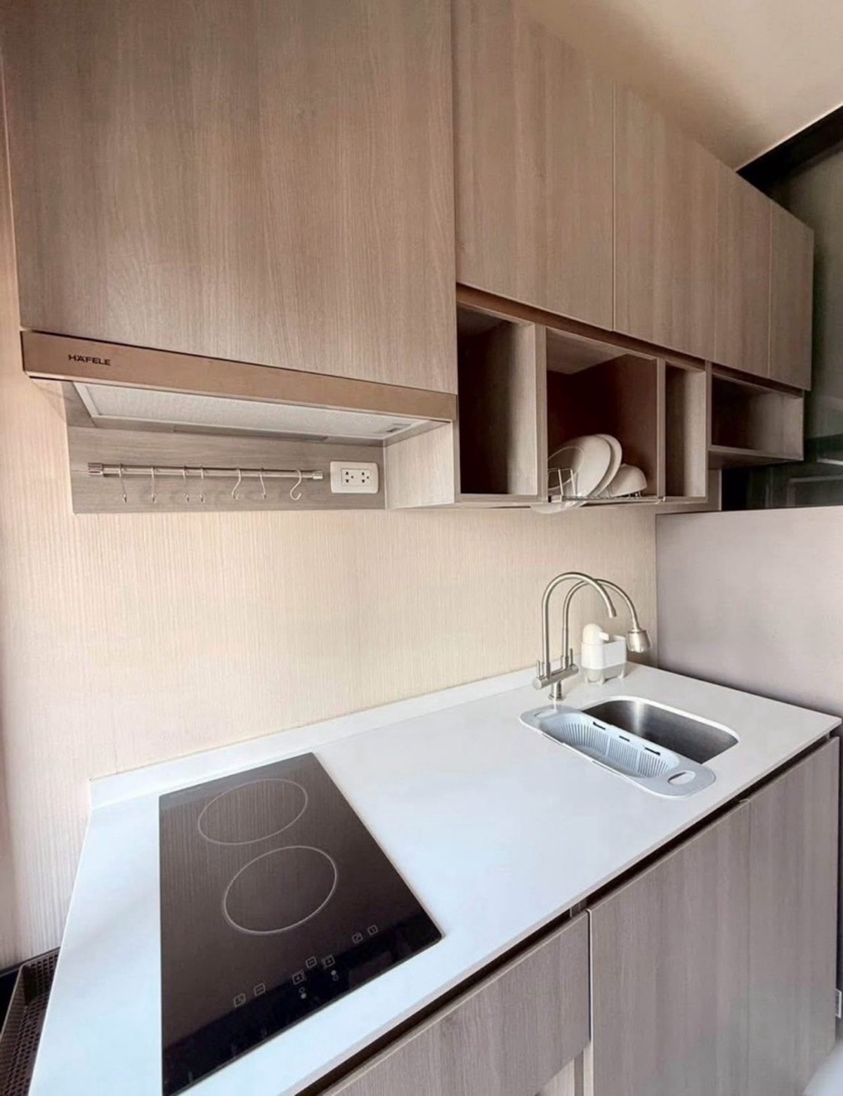 ให้เช่าคอนโดอ่อนนุช อุดมสุข : ให้เช่า Knightsbridge Prime Onnut ชั้น29 วิวเมือง ห้อง28ตร.ม คอนโดใกล้BTSอ่อนนุช มีรถรับส่งของโครงการ ส่วนกลางหรู ห้องสวย เฟอร์ครบ ราคา 17,500 บาท 