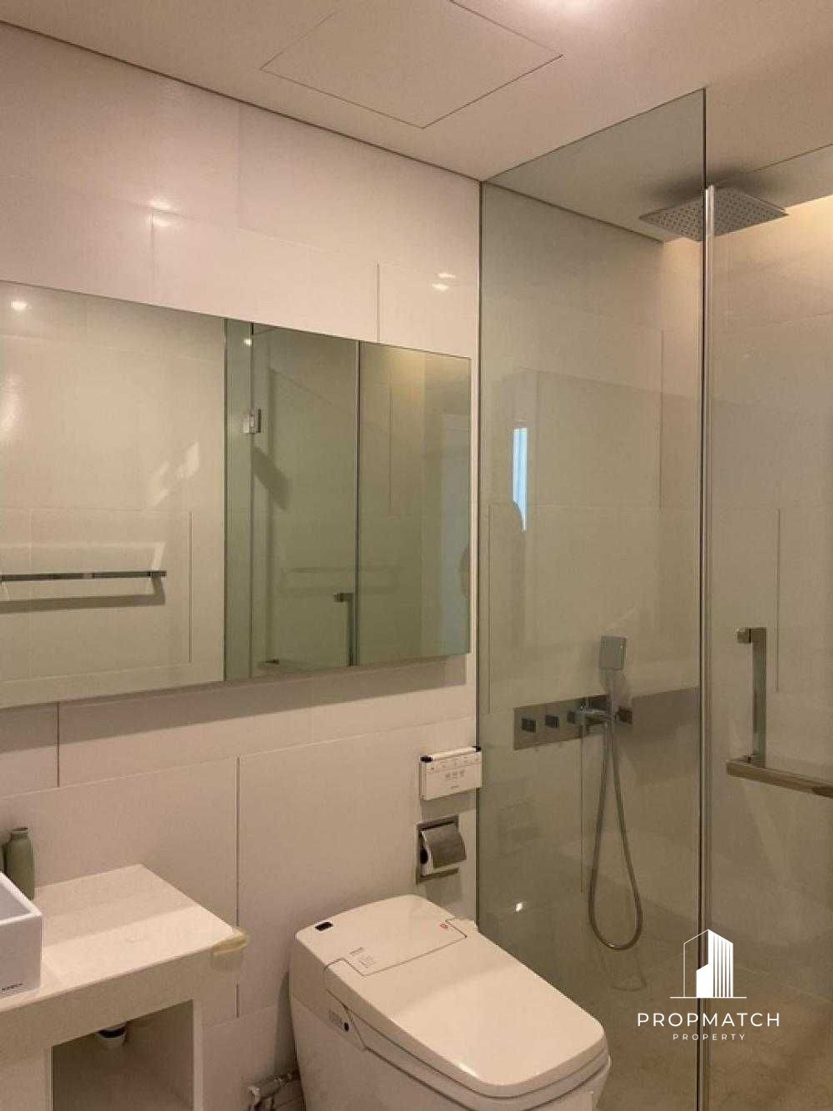 ขายคอนโดสาทร นราธิวาส : ⚡️ราคาดีที่สุด ตำแหน่งดี⚡️ The bangkok sathorn  รีบขาย 🔥 1 Bed 60 Sqm 💫 มีหลายโครงการ หลายห้องให้เลือกชม สนใจติดต่อ พัตเตอร์ 0928895628 💫 Line: plustor_ss