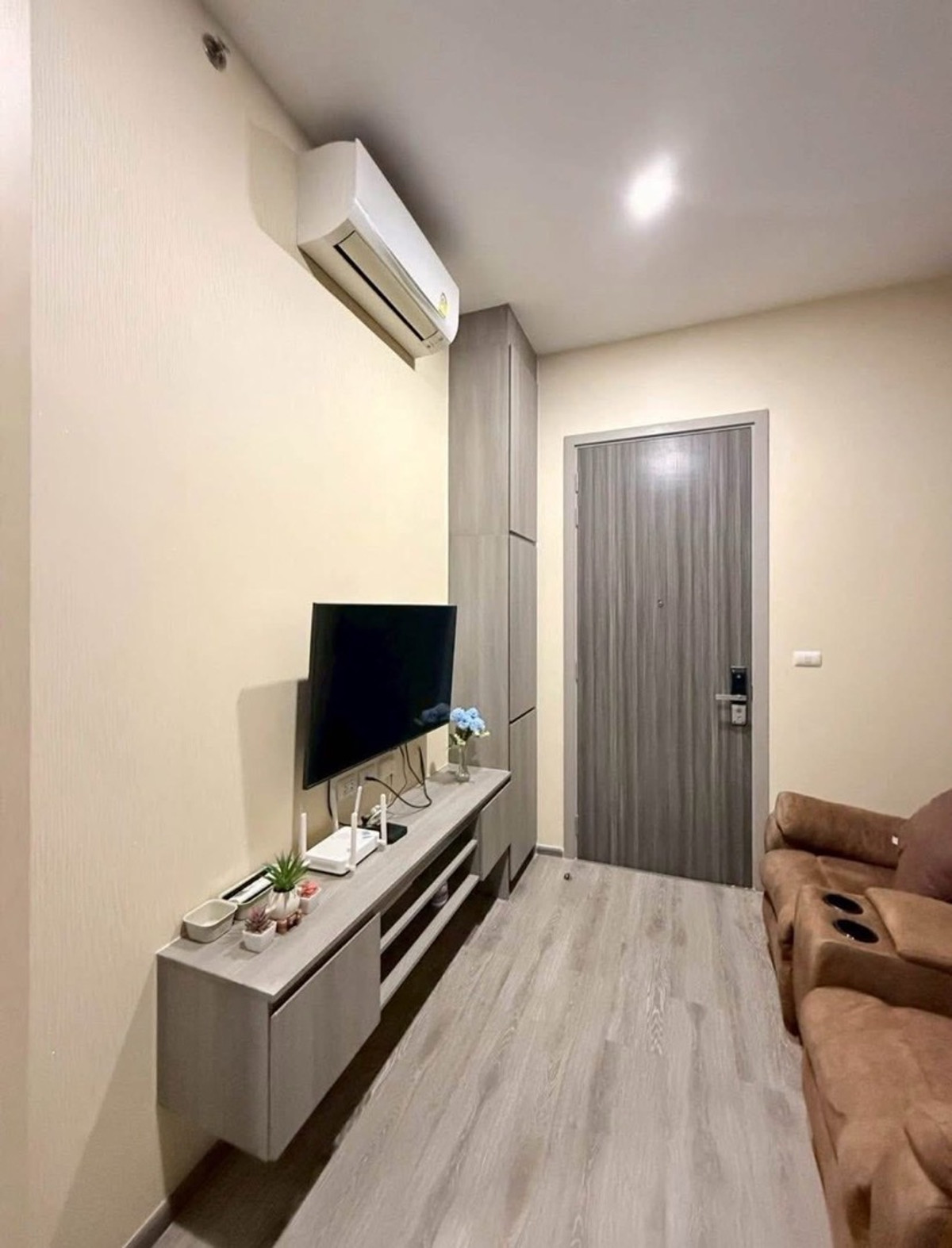 ให้เช่าคอนโดอ่อนนุช อุดมสุข : ให้เช่า Knightsbridge Prime Onnut ชั้น29 วิวเมือง ห้อง28ตร.ม คอนโดใกล้BTSอ่อนนุช มีรถรับส่งของโครงการ ส่วนกลางหรู ห้องสวย เฟอร์ครบ ราคา 17,500 บาท 