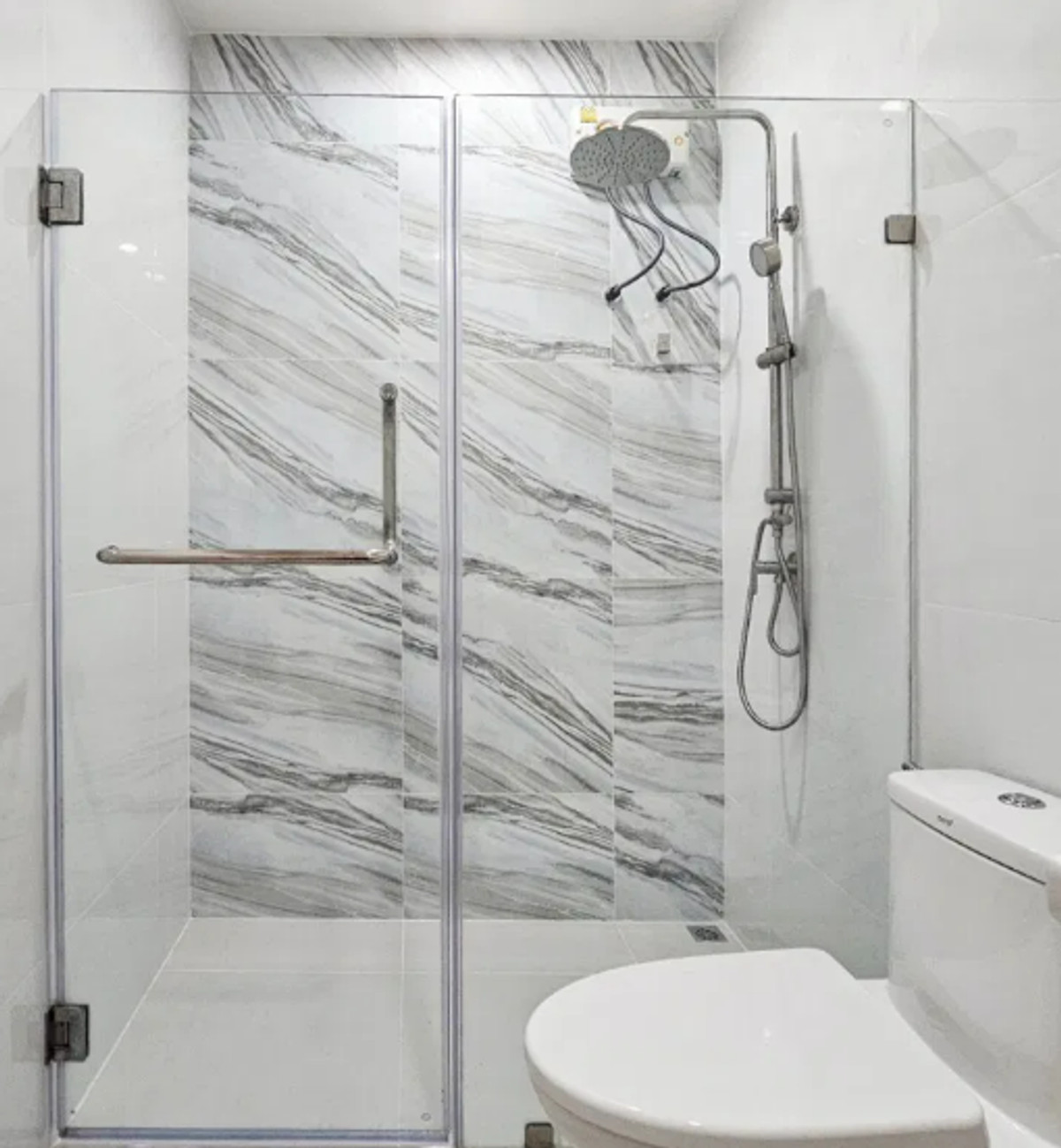 ขายคอนโดราชเทวี พญาไท : The Complete Ratchaprarob 35 sq.m. please add Line ID @806qphgn O8415O5483