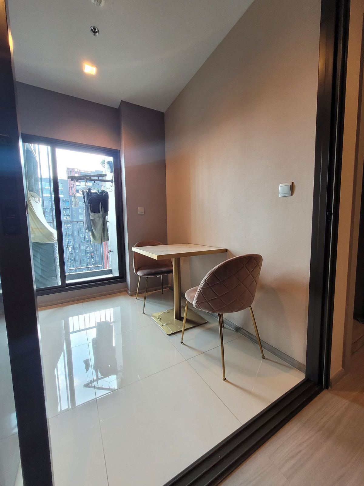 For SaleCondoRama9, Petchburi, RCA : Life Asoke - Rama 9 / 1 Bedroom (FOR SALE), Life Asoke Rama 9 / 1 Bedroom (For Sale) TARN241