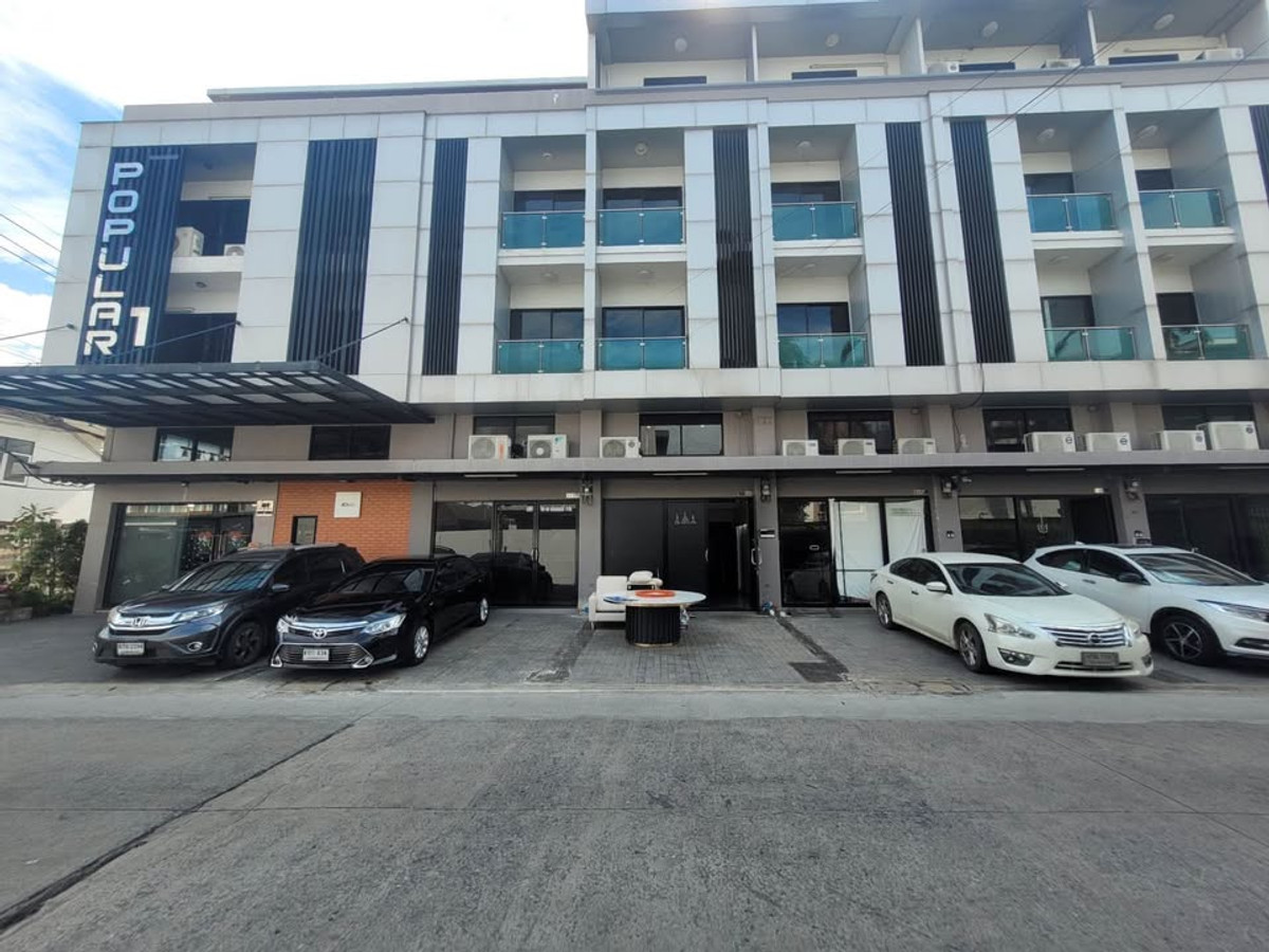 ให้เช่าบ้านสะพานควาย จตุจักร : Home Office + Warehouse ใกล้สวนจตุจักร รถไฟฟ้าใต้ดิน เข้าออกถนนได้ 3 เส้น 