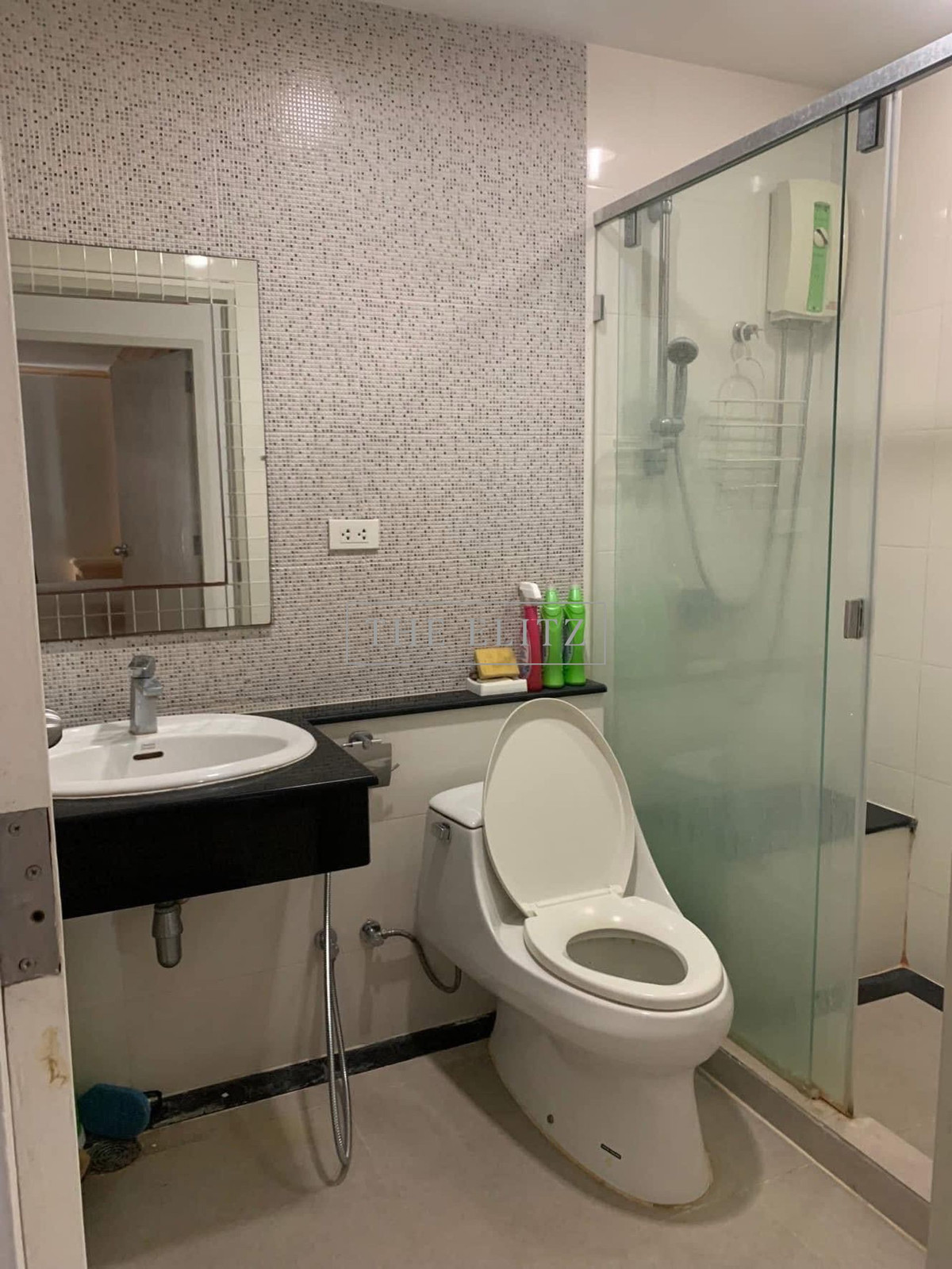 ให้เช่าคอนโดราชเทวี พญาไท : ✨ คุ้มที่สุดในย่านพญาไท Baan Pathumwan ห้องกว้าง โปร่งสบาย เหมาะสำหรับคนต้องการพื้นที่เยอะ 🎉