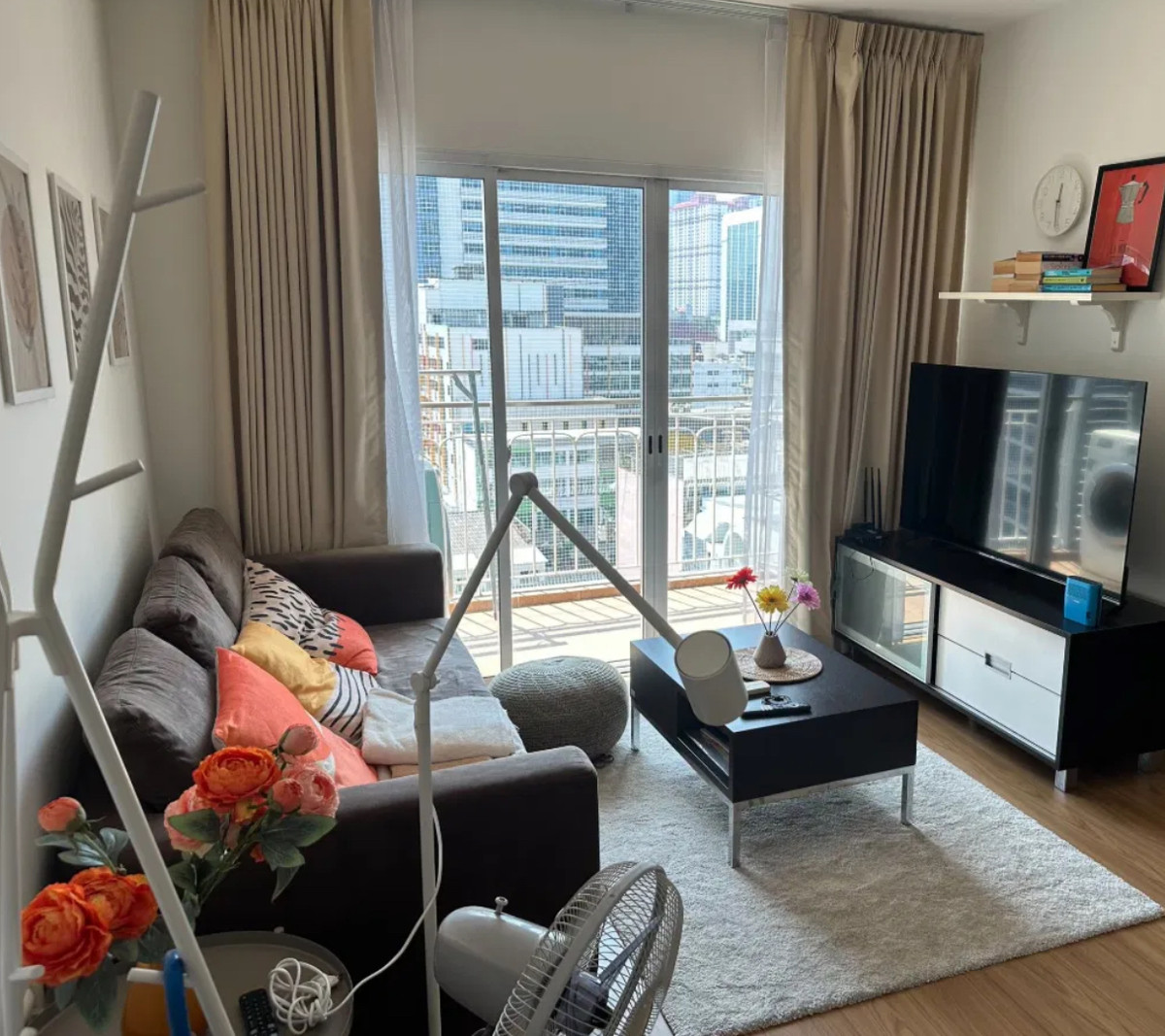 ให้เช่าคอนโดราชเทวี พญาไท : Complete Ratchaprarob 55 sq.m. Please add LINE ID @806qphgn o8415o5483 (ไทย/ENG/한국어/中國)✨