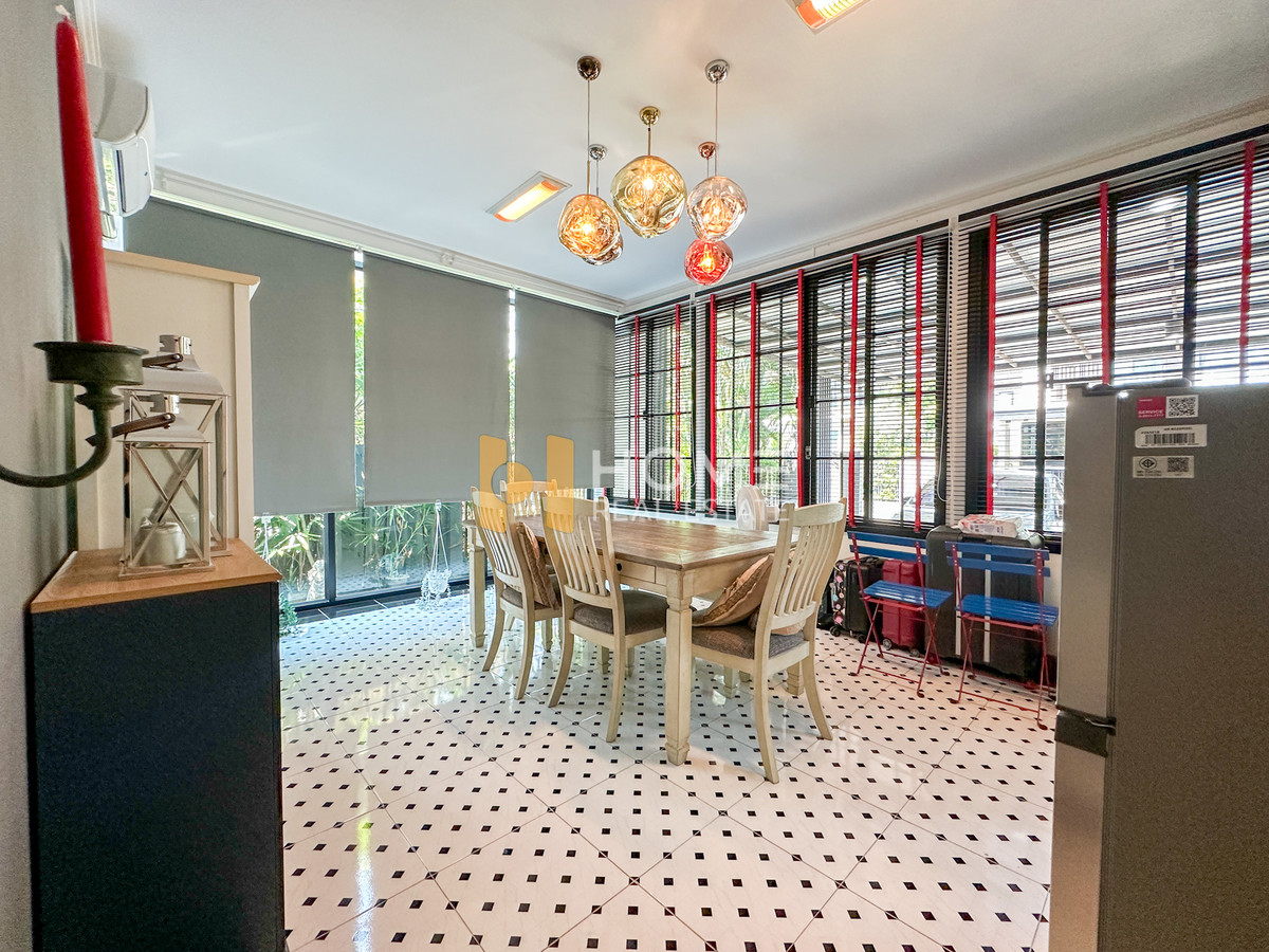 ขายบ้านบางนา แบริ่ง ลาซาล : บ้านสวนอังกฤษ ร่มรื่นตั้งแต่ก้าวแรก 🌿 มัณฑนา ศรีนครินทร์ - บางนา / 4 ห้องนอน (ขาย), Mantana Srinakarin - Bangna / 4 Bedrooms (FOR SALE) YOK058