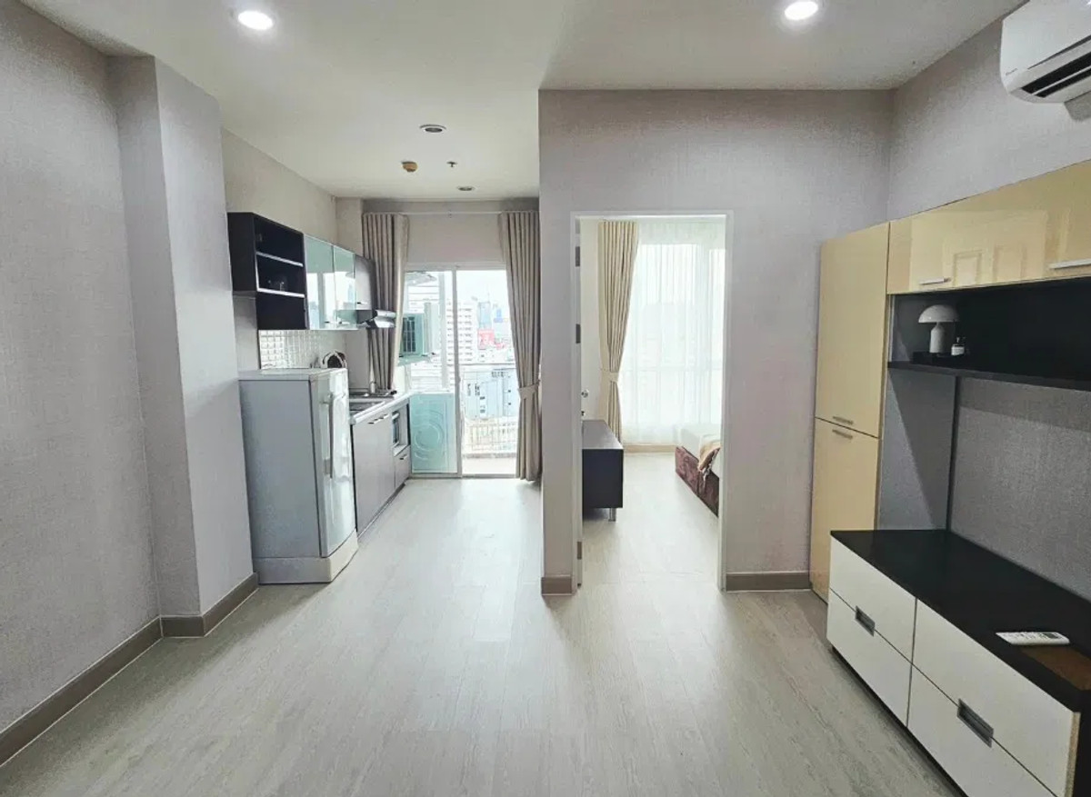 For SaleCondoRatchathewi,Phayathai : The Complete Ratchaprarob 35 sq.m. please add Line ID @806qphgn O8415O5483