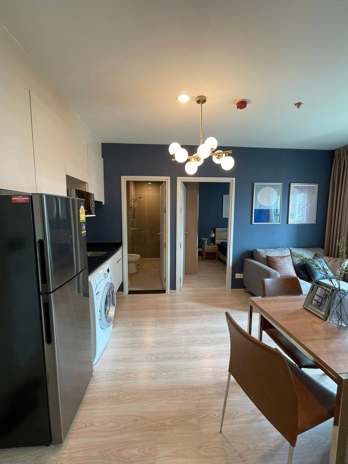 For SaleCondoRatchadapisek, Huaikwang, Suttisan : Noble Revolve Ratchada 2 / 2 Bedrooms (FOR SALE), Noble Revolve Ratchada 2 / 2 Bedrooms (For Sale) TARN243