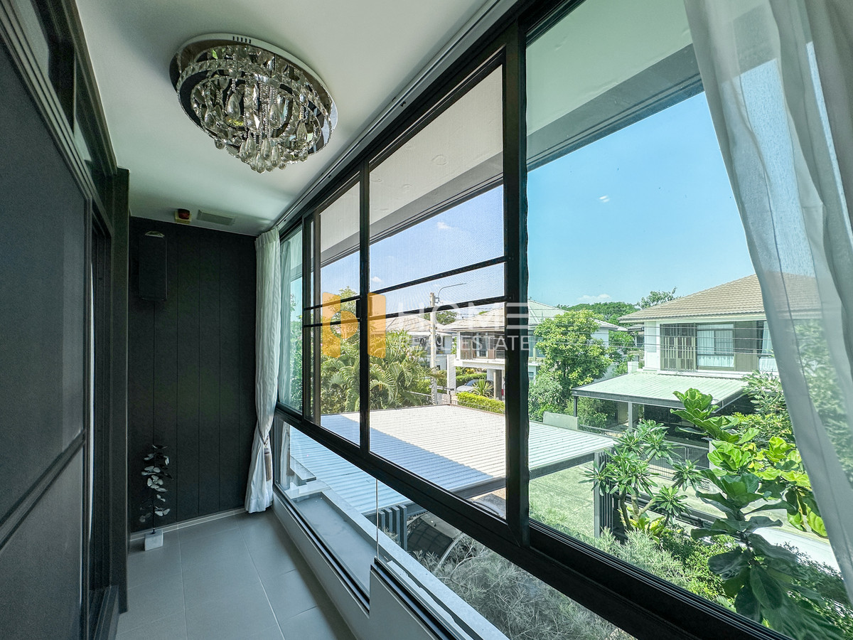 ขายบ้านบางนา แบริ่ง ลาซาล : บ้านสวนอังกฤษ ร่มรื่นตั้งแต่ก้าวแรก 🌿 มัณฑนา ศรีนครินทร์ - บางนา / 4 ห้องนอน (ขาย), Mantana Srinakarin - Bangna / 4 Bedrooms (FOR SALE) YOK058