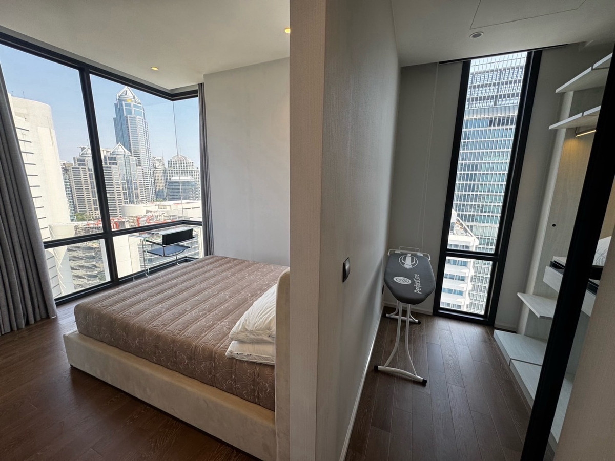 ให้เช่าคอนโดวิทยุ ชิดลม หลังสวน : Muniq Langsuan. pet friendly for rent - 0816037454