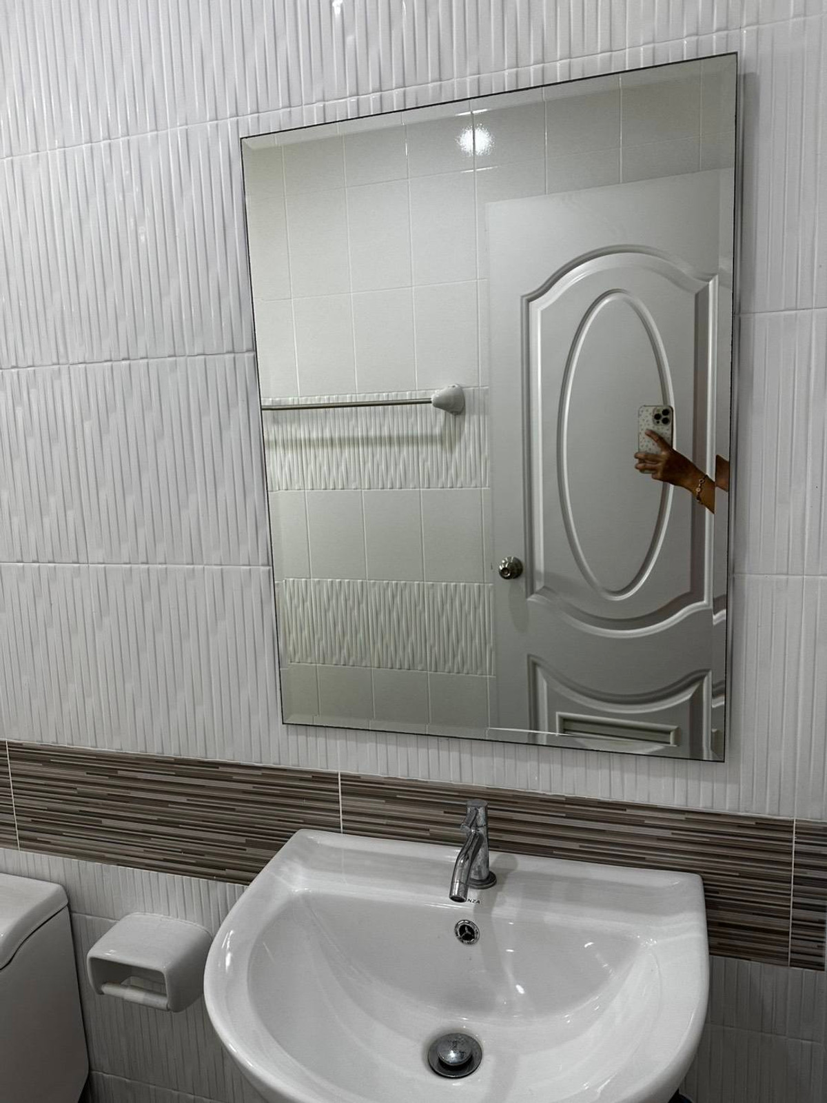 ขายบ้านพัทยา บางแสน ชลบุรี สัตหีบ : สงบแต่ไม่ไกลเมือง! ใกล้ถนนใหญ่ เดินทางไว 🌿 อนัญญา พรีเมี่ยม พลัส / 3 ห้องนอน (ขาย), Ananya Premium Plus / 3 Bedrooms (FOR SALE) BEWN062