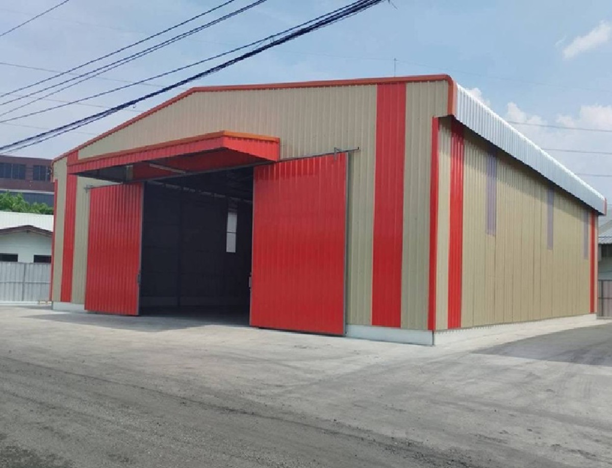 ให้เช่าโกดังนวมินทร์ รามอินทรา : For Rent ให้เช่าโกดังสร้างใหม่ (สร้างใหม่) รามอินทรา กม.4 เข้าซอย 80 เมตร / ปากซอย รถไฟฟ้า สถานี รามอินทรา กม.4 / พื้นที่ดิน 171 ตารางวา / พื้นที่ใช้สอยโกดัง 504 ตารางเมตร / จอดรถหน้าโกดัง 8-10 คัน / รถใหญ่เข้า - ออก สะดวก 