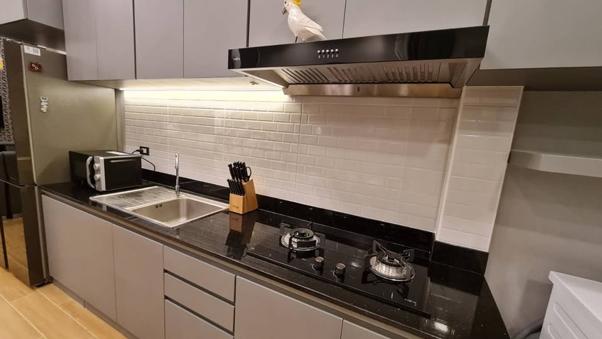 ให้เช่าพัทยา บางแสน ชลบุรี สัตหีบ : พูลวิลล่า พื้นที่ 105 ตร.ว. ซอยวัดญาณ / 3 ห้องนอน (เช่า), Pool villa, area 105 sq wa., Soi Wat Yan / 3 Bedrooms (FOR RENT) BEWN063