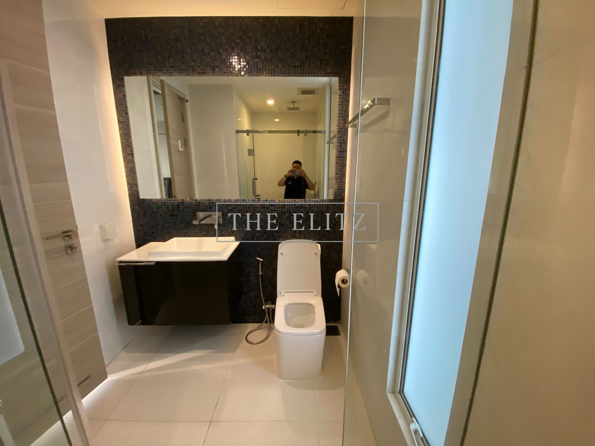 ให้เช่าคอนโดสาทร นราธิวาส : ✨ Steps away from Bangkok Christian College The Room Sathorn-TanonPun | Premium Facilities, Top Security, Prime Location 💕