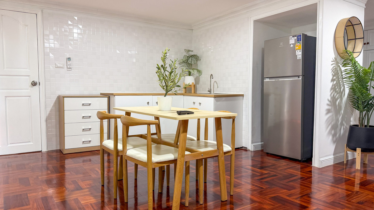 For RentSukhumvit, Asoke, Thonglor : Charan Tower Residences by Aspira | 1 Bed 70 sq.m. Please call: 062-496-6454