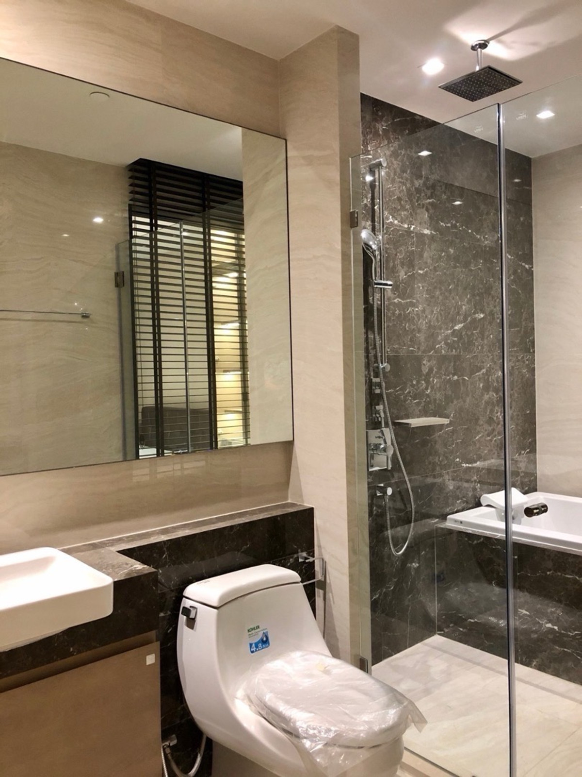 ให้เช่าคอนโดสีลม ศาลาแดง บางรัก : ให้เช่า Ashton Silom ☎️ 0912322009