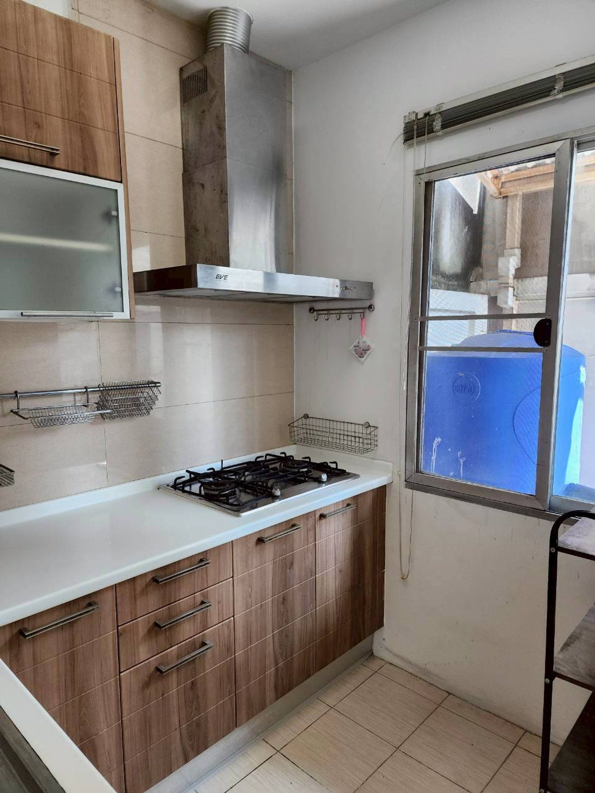 For SaleTownhomeThaphra, Talat Phlu, Wutthakat : 3-story townhome in the heart of Sathorn-Taksin area, near BTS Wutthakat.