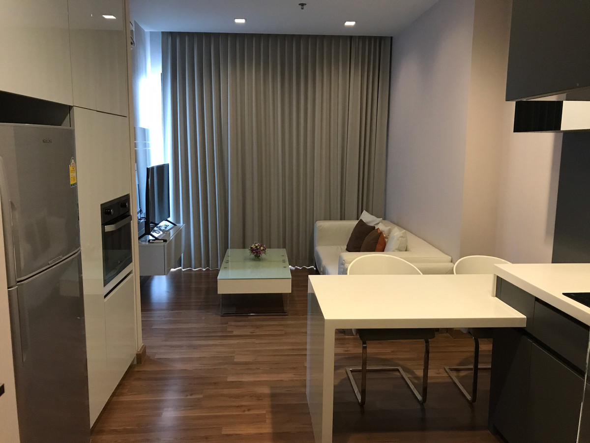 ให้เช่าคอนโดรัชดา ห้วยขวาง : คอนโด ให้เช่า IVY Ampio 44 ตรม. 1 นอน 1 น้ำ เฟอร์ครบ พร้อมอยู่ 28,000บาท/month  Condo for RENT Ivy Ampio 1bed 1 bath 44 Sq,m fully finished ready to move in 28,000 Baht / month  ห้องกว้างมาก 44 ตรม. 1 นอน 1 น้ำ เฟอร์ครบ พร้อมอยู่    Location : Ratchadaphi