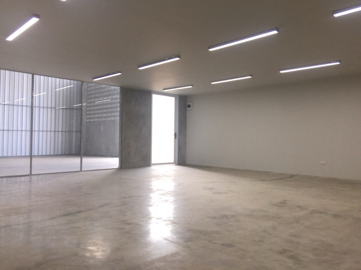 For RentFactorySamut Prakan,Samrong : Factory/warehouse for rent, Bang Pu, near Bang Pu Industrial Estate, size 500 sq m.