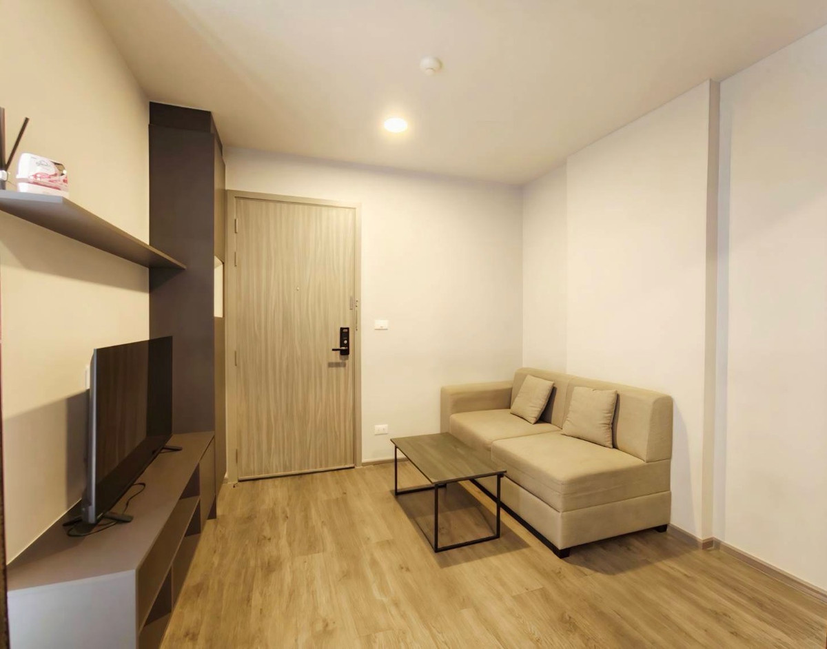 For SaleCondoRama9, Petchburi, RCA : 👑✨ Condo ready to move in, high floor, Rama 9 location, beautiful room, looks expensive, finished in one room 🏆🚀
🏡 Condo for sale Supalai Monte Rama 9
✨ Beautifully decorated room, ready to move in, no need to renovate 💸 Price 2.75 million baht