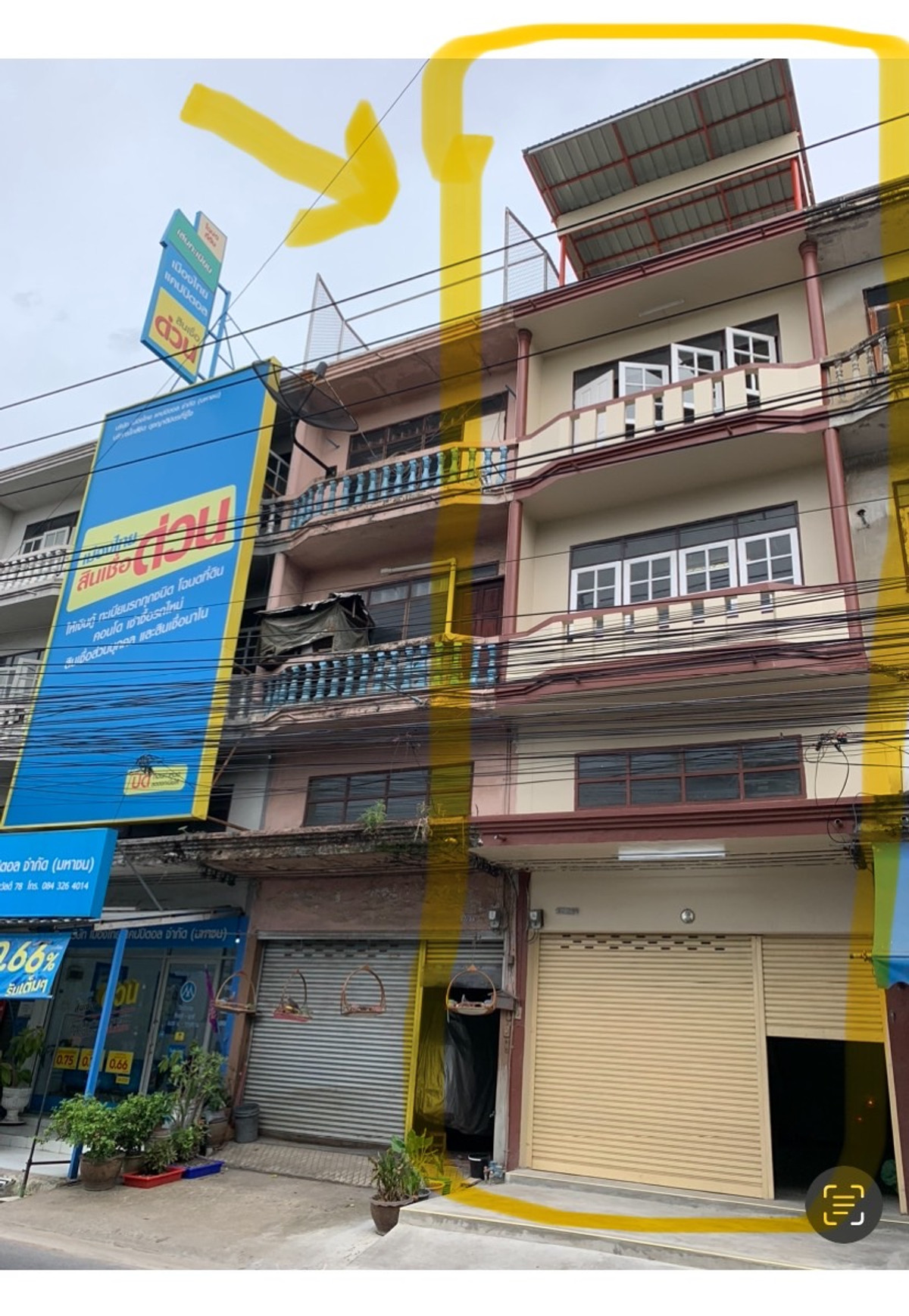 For RentShop HouseRathburana, Suksawat : 4-storey commercial building, Suksawat 78, Phra Pradaeng, newly renovated, for rent 8,500 baht per month, contact call 085-191-2817.