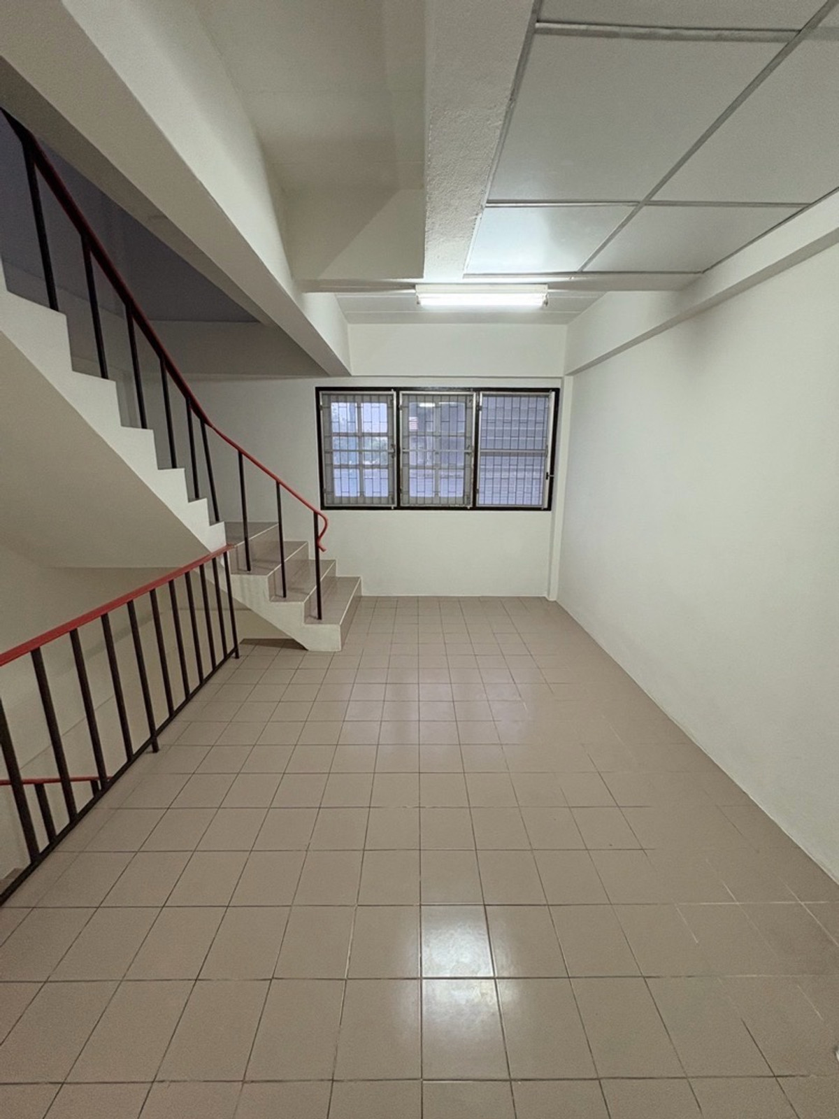 ให้เช่าคอนโดเสรีไทย-นิด้า : ให้เช่า ทาวน์เฮ้า เสรีไทย32