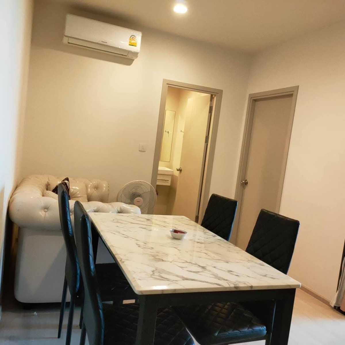 For SaleCondoOnnut, Udomsuk : For sale: Life Sukhumvit 48, Life Sukhumvit 48, near BTS Phra Khanong.