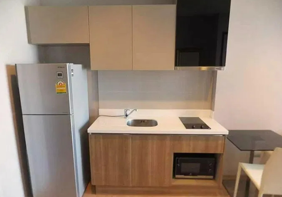 ให้เช่าคอนโดสาทร นราธิวาส : Rhythm Sathorn 35 sq.m, Please add LINE ID @806qphgn o8415o5483 