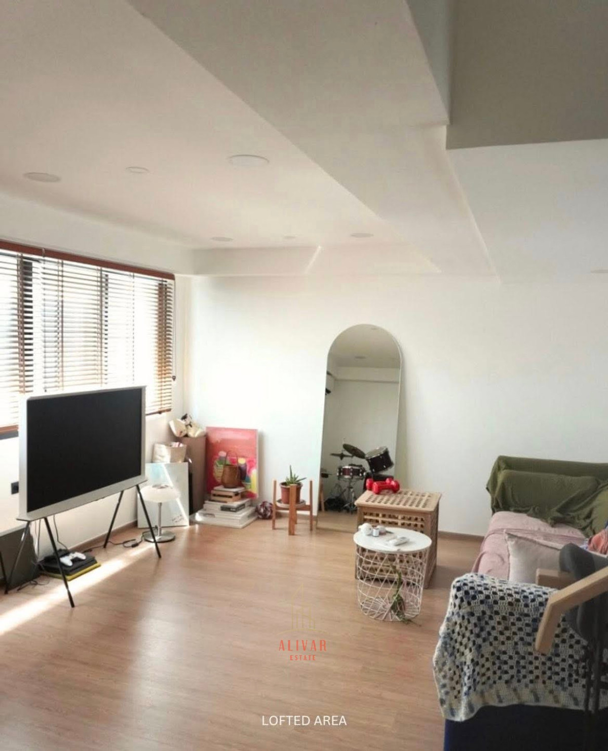 For RentTownhomePattanakan, Srinakarin : RH022326 Townhome for rent, 3.5 floors, corner unit at Shizen Phatthanakan 32, just 10 minutes from Thonglor.