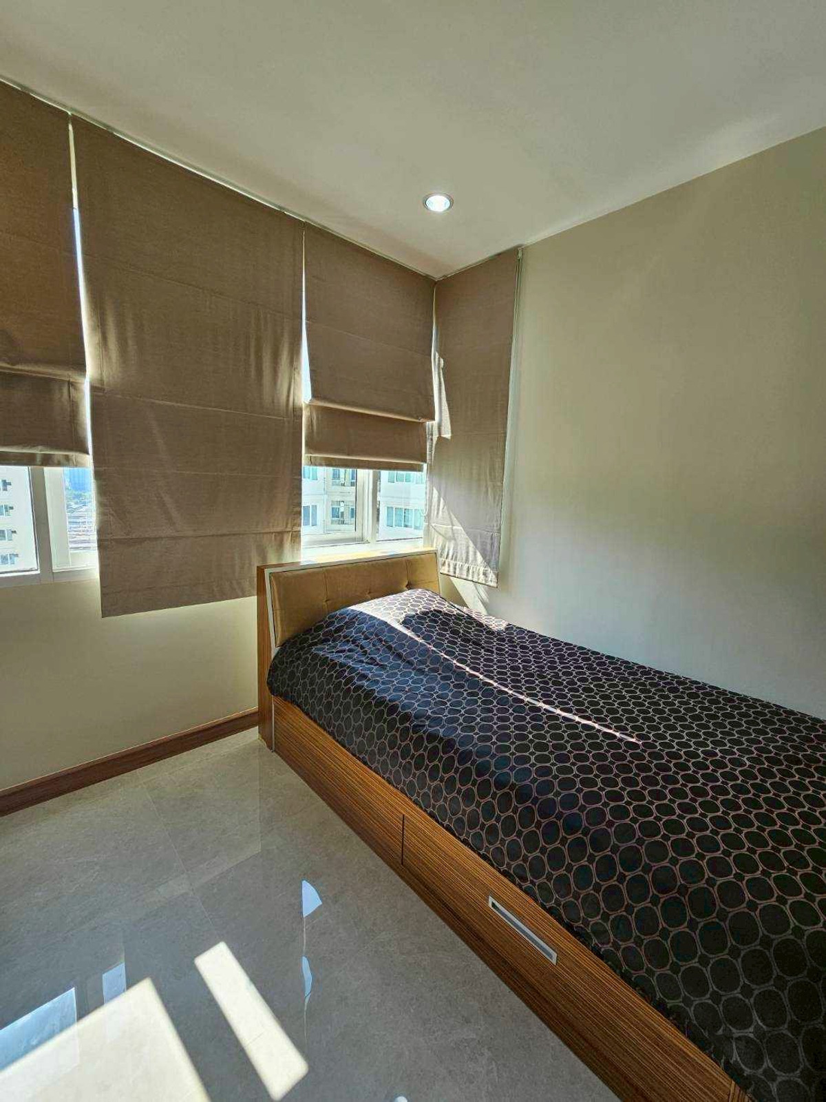 ให้เช่าคอนโดพระราม 9 เพชรบุรีตัดใหม่ RCA : ปล่อย เช่า ด่วน 3ห้องนอน 3ห้องน้ำ Supalai wellington 135ตารางเมตร (ห้องใหญ่)