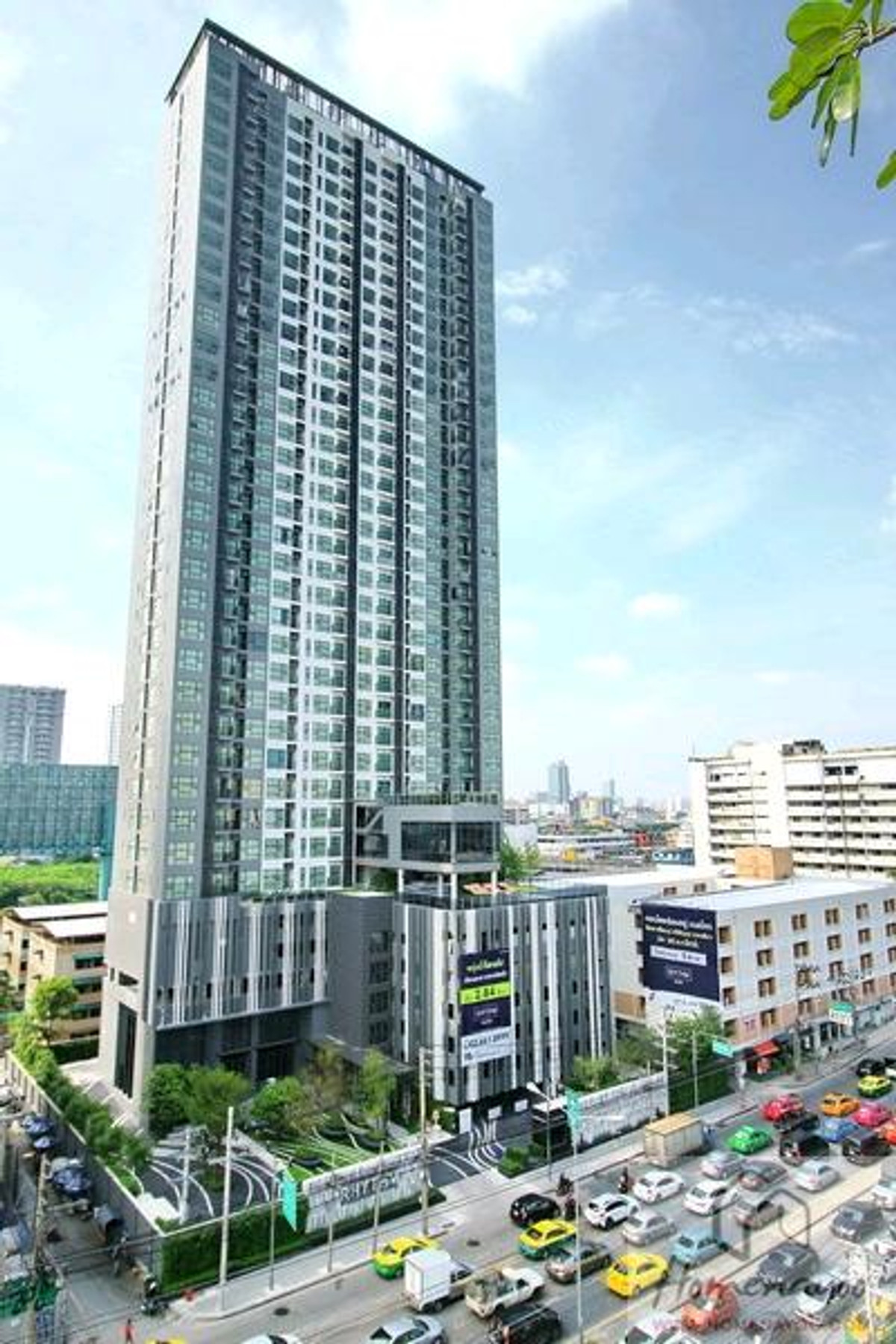 For RentCondoRama9, Petchburi, RCA : HotDeal​🔥🔥  For Rent​ | Prime Location and Special Price, Condo at RHYTHM Asoke MD-25036627