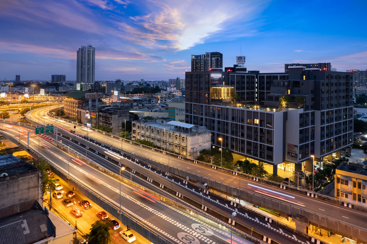 For RentCondoPinklao, Charansanitwong : Condo for rent Chewathai Pinklao | near MRT Bang Yi Khan | fully furnished, ready to move in