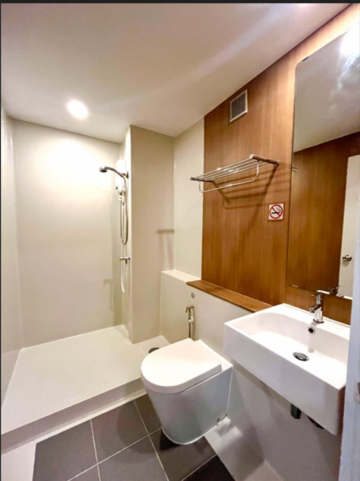 ขายคอนโดสาทร นราธิวาส : 🔥 หลุดจอง! ราคานี้หาไม่ได้ง่าย ๆ บลอสซั่ม คอนโด แอท สาทร - เจริญราษฎร์ พร้อมโอน 🔥MD-26086538