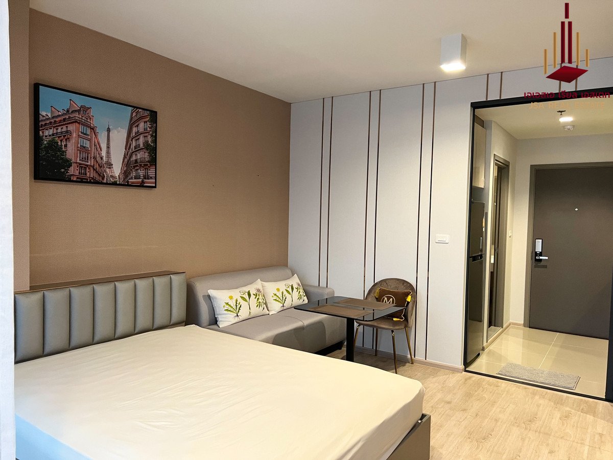 For RentCondoWongwianyai, Charoennakor : ✨ For Rent: Ideo Sathorn - Wongwian Yai Condo ✨ 💰 Only 15,000 THB/month