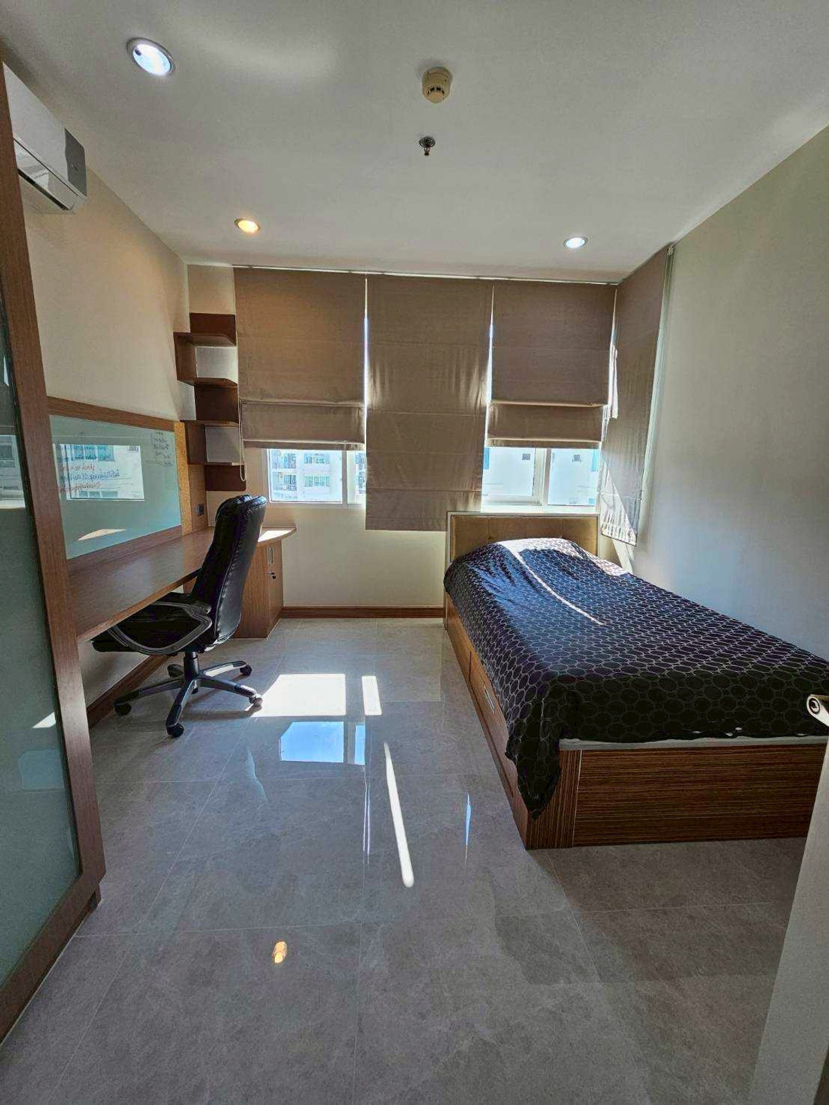 ให้เช่าคอนโดพระราม 9 เพชรบุรีตัดใหม่ RCA : ปล่อย เช่า ด่วน 3ห้องนอน 3ห้องน้ำ Supalai wellington 135ตารางเมตร (ห้องใหญ่)