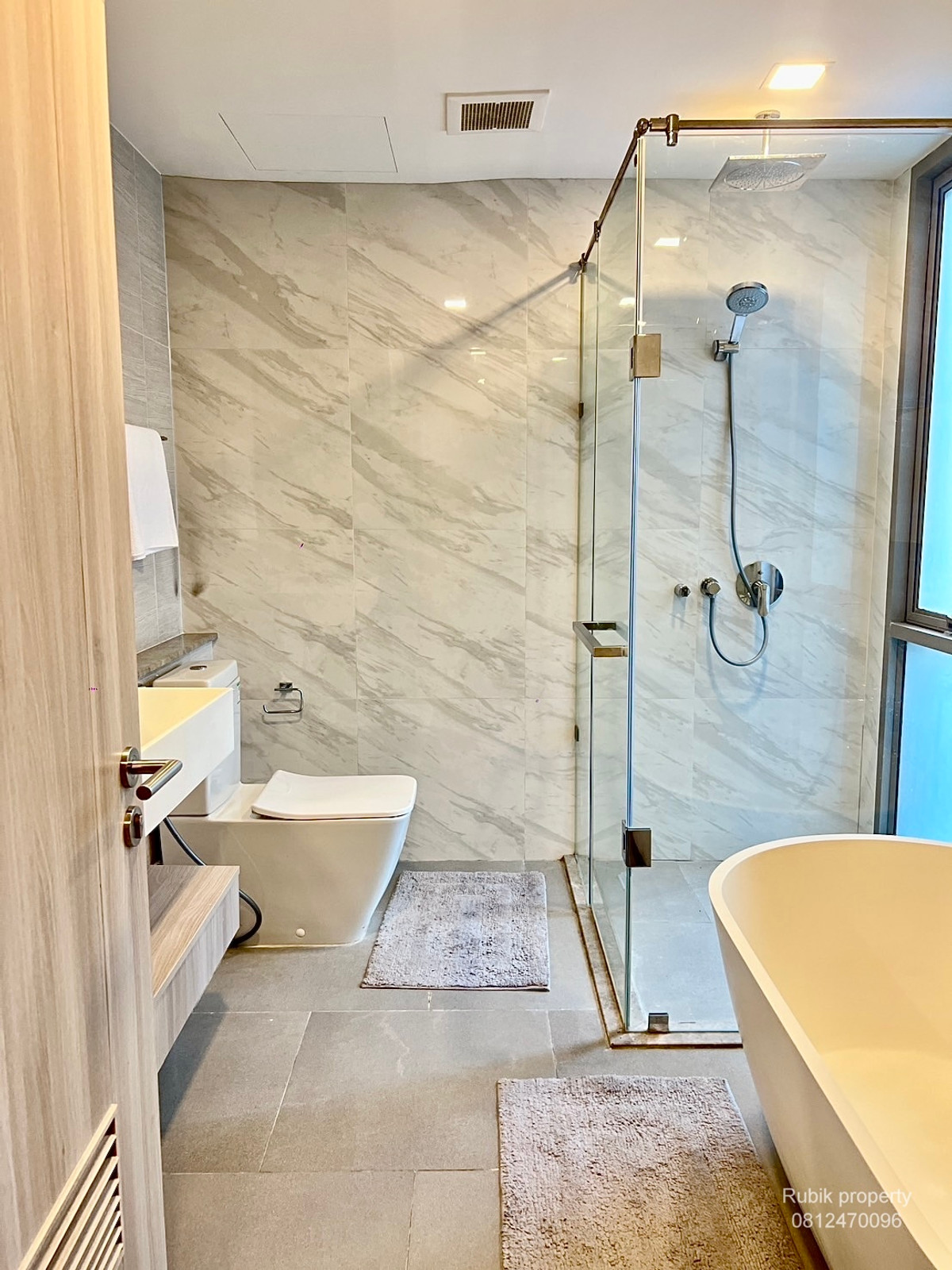 ให้เช่าคอนโดสุขุมวิท อโศก ทองหล่อ : 📍 Fynn Sukhumvit 31 | ปล่อยเช่า คอนโดระดับ Luxury ใจกลางอโศก–พร้อมพงษ์ ทำเลเงียบสงบ เป็นส่วนตัว แต่ใกล้สุขุมวิทสุด ๆ RB1684