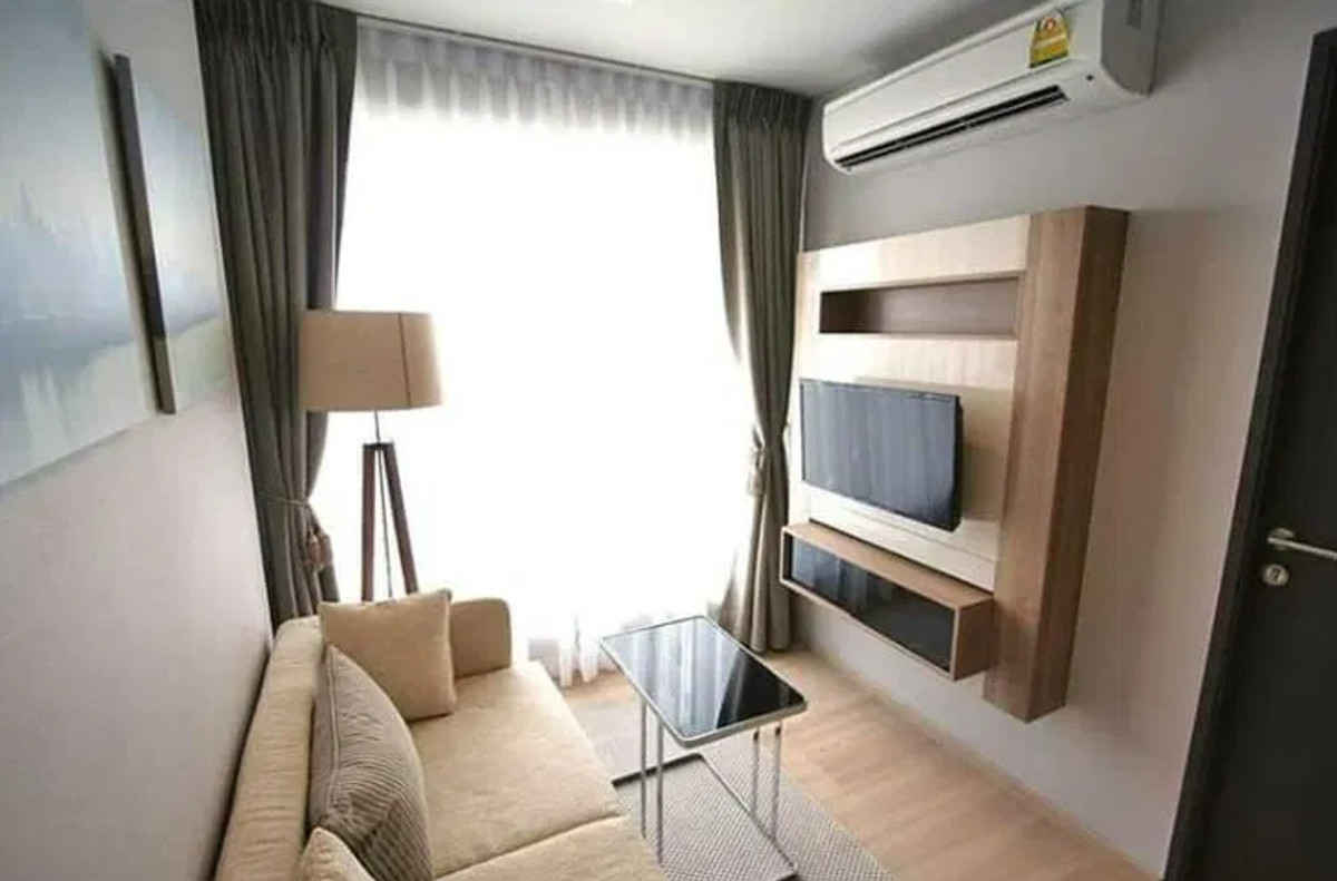 ให้เช่าคอนโดสาทร นราธิวาส : Rhythm Sathorn 35 sq.m, Please add LINE ID @806qphgn o8415o5483 