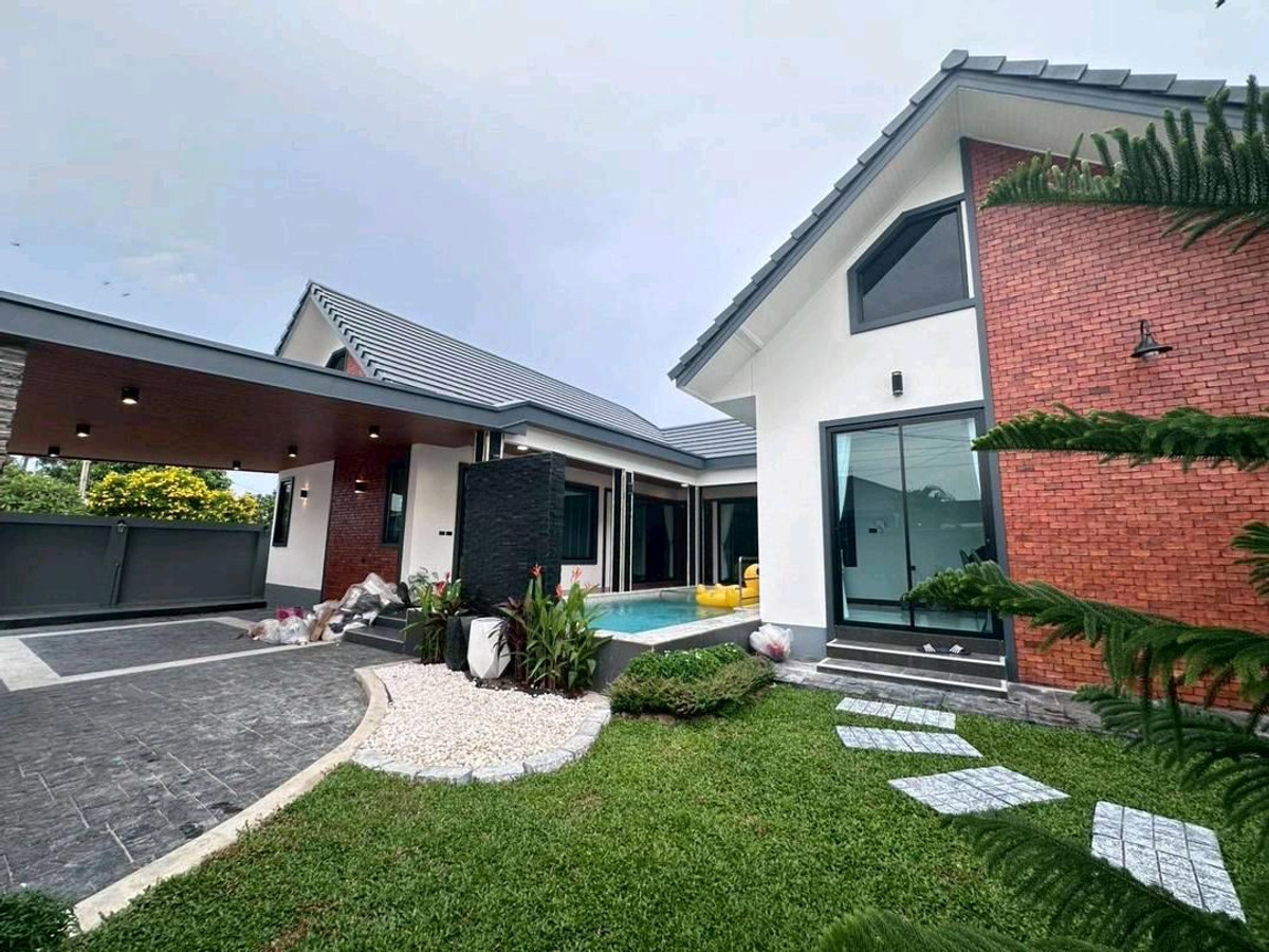 For SaleHousePattaya, Bangsaen, Chonburi : PoolVilla Pattaya