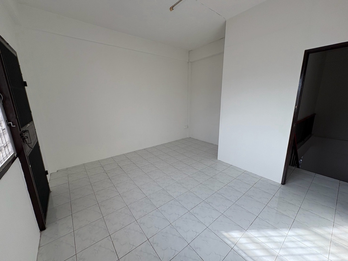 ให้เช่าคอนโดเสรีไทย-นิด้า : ให้เช่า ทาวน์เฮ้า เสรีไทย32