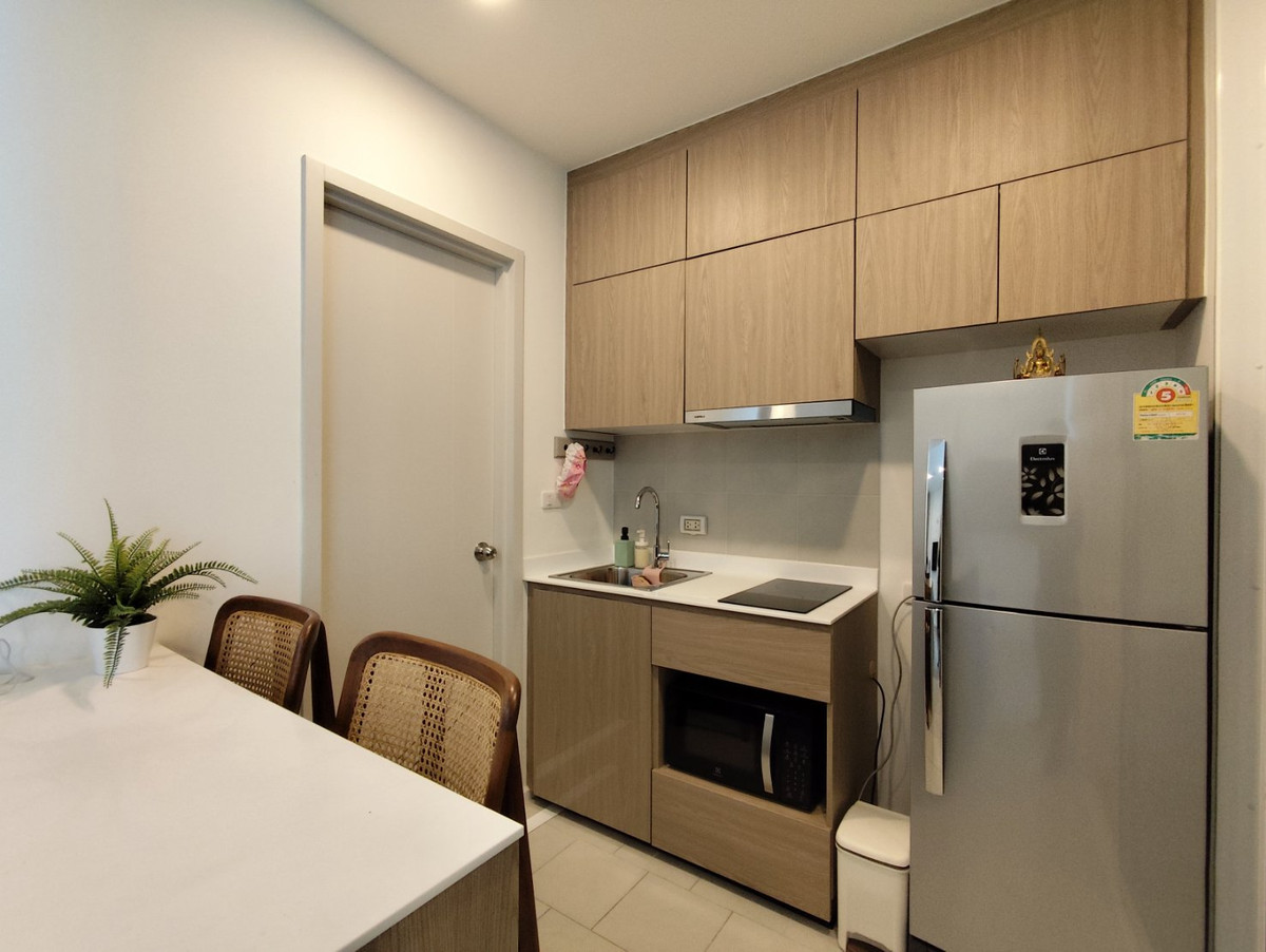 For RentCondoPinklao, Charansanitwong : *FOR RENT* De LAPIS Charan 81, near MRT Bang Phlat 30 m.