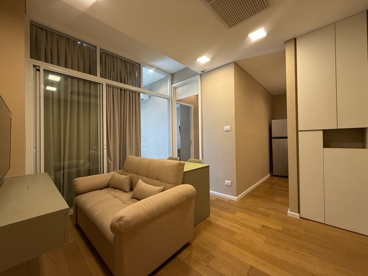 ให้เช่าคอนโดลาดพร้าว เซ็นทรัลลาดพร้าว : 2 bed 1 bath next MRT