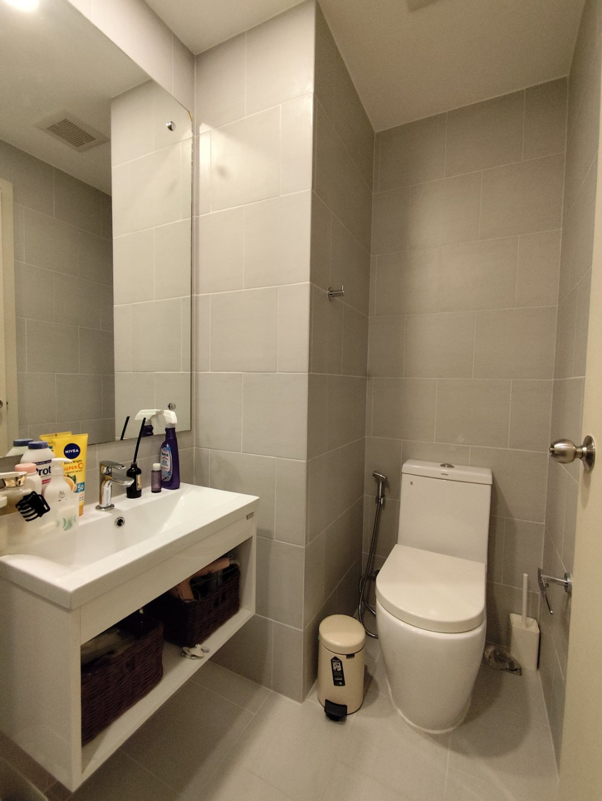 For RentCondoPinklao, Charansanitwong : *FOR RENT* De LAPIS Charan 81, near MRT Bang Phlat 30 m.